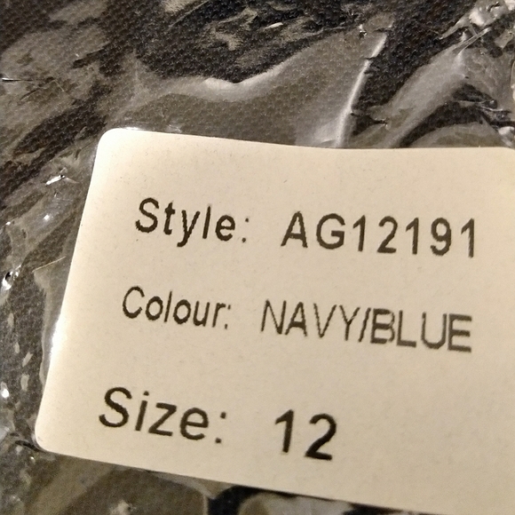 Green Lamb (Ireland) sleeveless polo - NWT - Picture 11 of 12